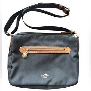 Coach Crossbody Sawyer Black Bag F37239